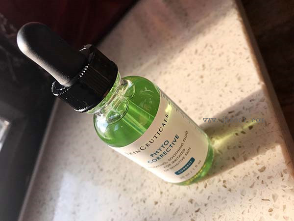 修麗可植萃舒緩亮妍精華露適合敏感泛紅和干燥肌膚嗎