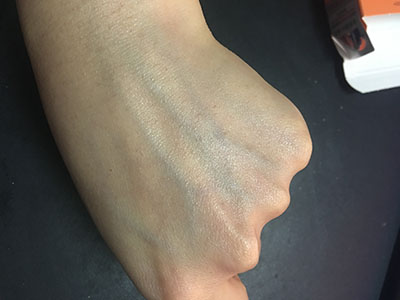 雅漾防曬小金剛怎么樣?雅漾防曬小金剛適合什么類型肌膚？
