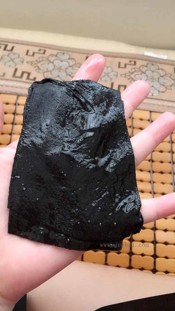 御泥坊小金瓶黑面膜怎么樣？御泥坊小金瓶黑面膜有用嗎？