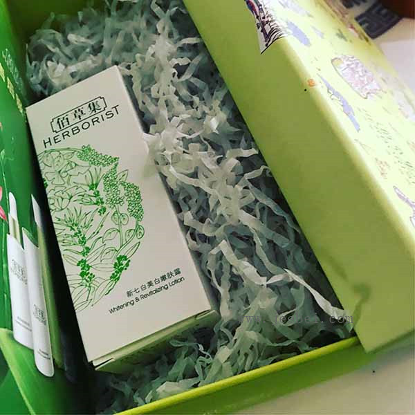 佰草集新七白美白嫩膚露怎么樣？適合什么類型肌膚