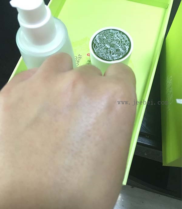 佰草集新七白美白嫩膚露怎么樣？適合什么類型肌膚