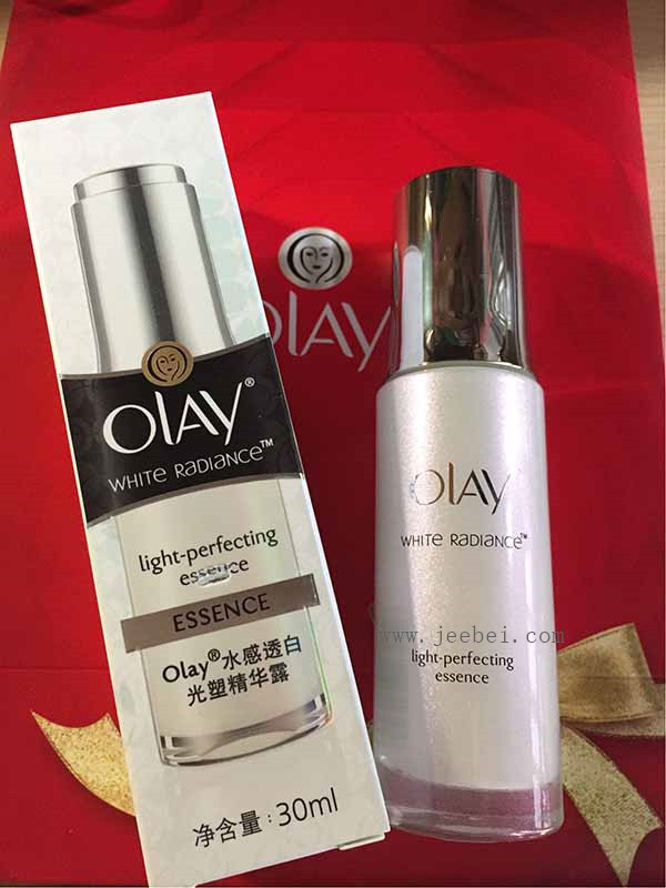 OLAY水感透白光塑精華露使用心得 產品評測