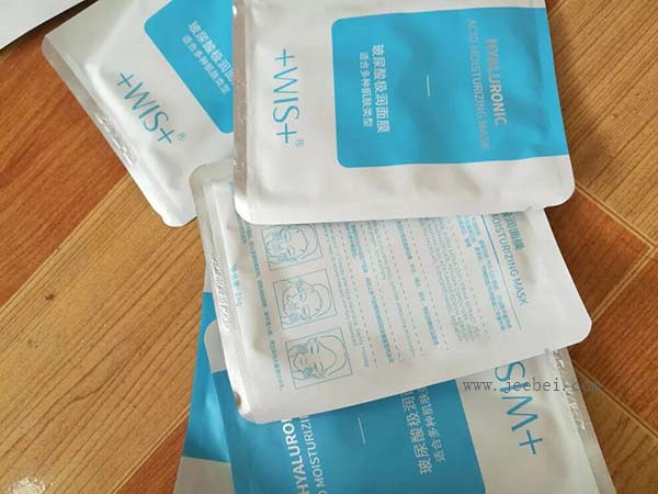 WIS玻尿酸極潤面膜怎么樣？WIS玻尿酸極潤面膜使用評測