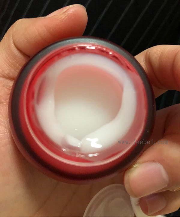 御泥坊紅石榴眼霜怎么樣？御泥坊紅石榴眼霜好用嗎