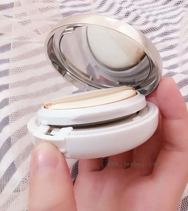 歐珀萊輕盈倍潤氣墊粉底露怎么樣？好用嗎