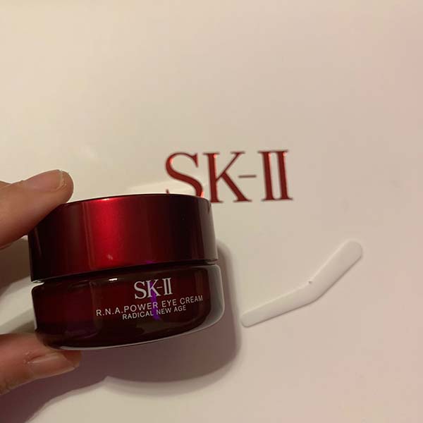 SK-II微肌因修護煥采眼霜怎么樣 SK-II微肌因修護煥采眼霜使用測評