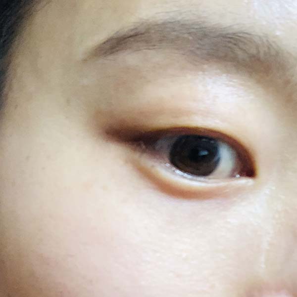 赫蓮娜綠寶瓶眼霜好嗎 赫蓮娜綠寶瓶眼霜使用測評