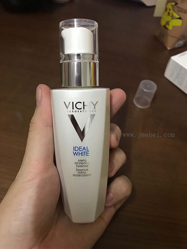 薇姿科研煥白活采精華乳效果好嗎 薇姿科研煥白活采精華乳使用測評