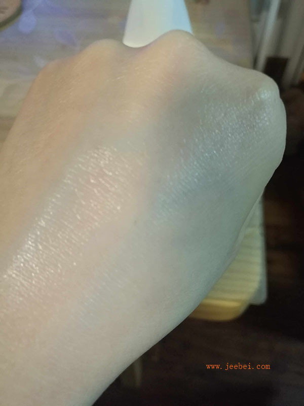 新碧水薄清爽防曬露怎么樣，新碧水薄清爽防曬露使用評測