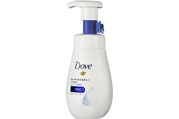 多芬Dove潤澤潔面慕斯（日本）
